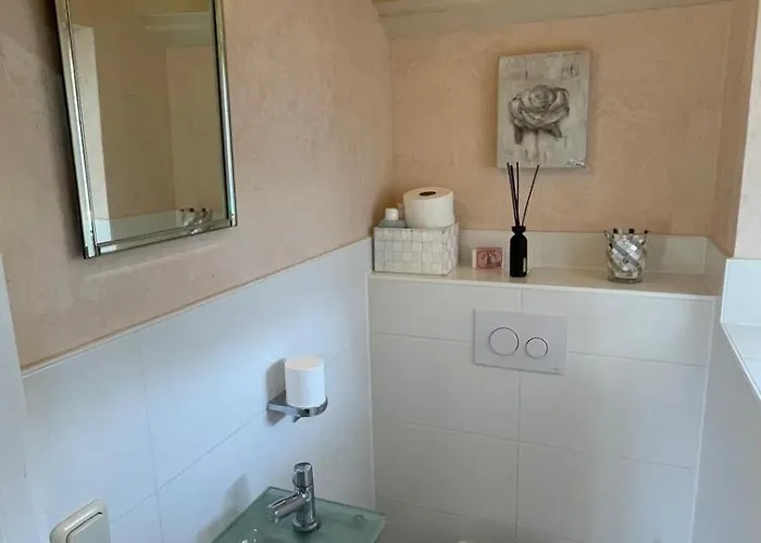 펜션 Mit Garten 브레데네